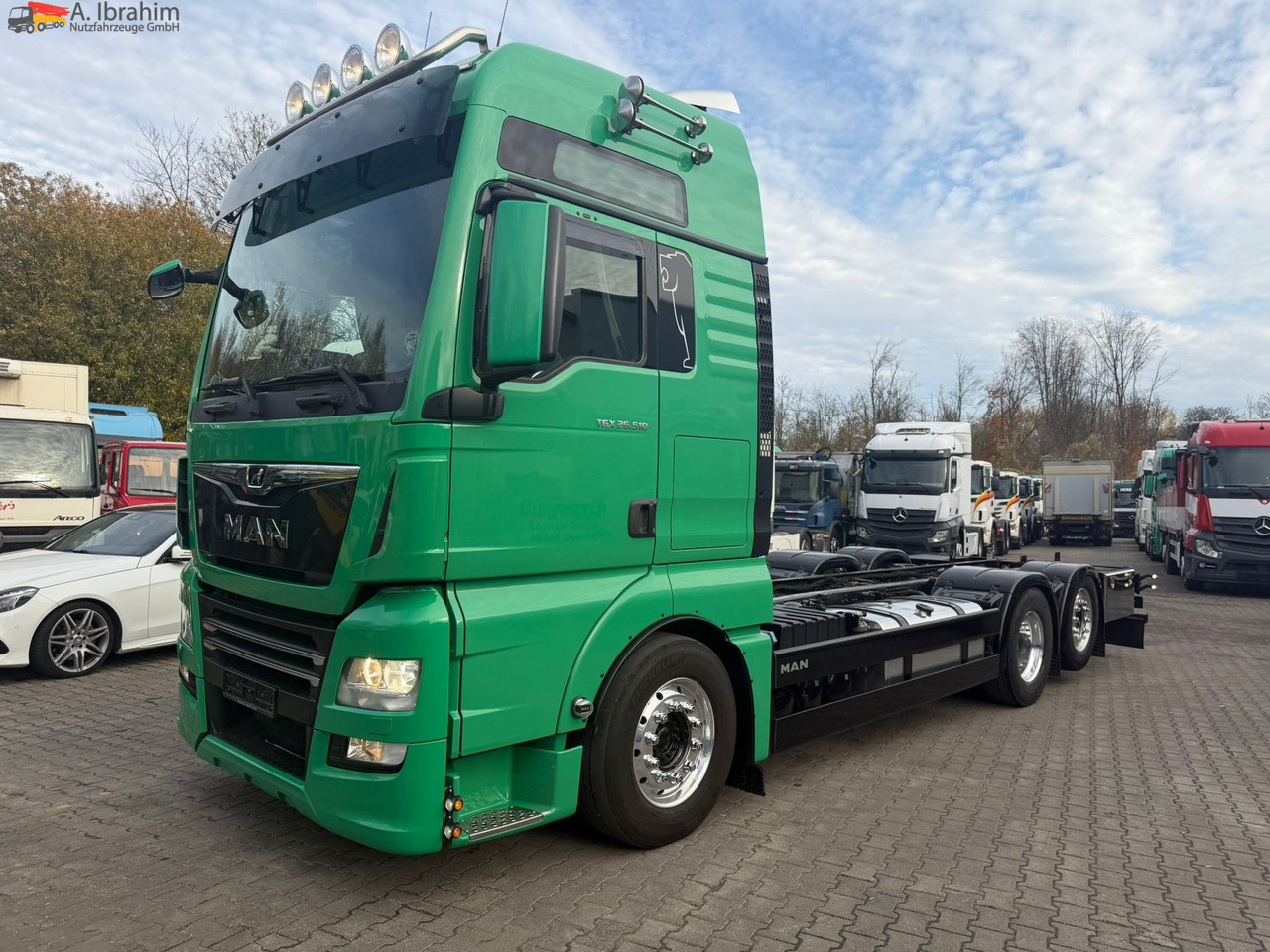 MAN TGX 26.510 Retarder | 6x2 | Klima Euro 6d | Full Service Truck - Kamion-šasija: slika MAN TGX 26.510 Retarder | 6x2 | Klima Euro 6d | Full Service Truck - Kamion-šasija MAN TGX 26.510 Retarder | 6x2 | Klima Euro 6d | Full Service Truck - Kamion-šasija: slika MAN TGX 26.510 Retarder | 6x2 | Klima Euro 6d | Full Service Truck - Kamion-šasija