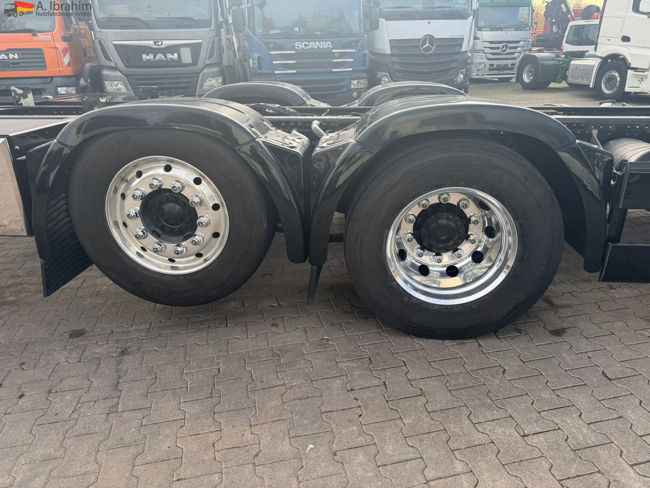 MAN TGX 26.510 Retarder | 6x2 | Klima Euro 6d | Full Service Truck - Kamion-šasija: slika MAN TGX 26.510 Retarder | 6x2 | Klima Euro 6d | Full Service Truck - Kamion-šasija MAN TGX 26.510 Retarder | 6x2 | Klima Euro 6d | Full Service Truck - Kamion-šasija: slika MAN TGX 26.510 Retarder | 6x2 | Klima Euro 6d | Full Service Truck - Kamion-šasija