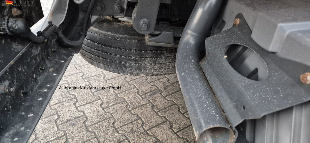 Mercedes-Benz 818 Meiller Dreiseitenkipper mit Kran - Kiper, Kamion s kranom: slika Mercedes-Benz 818 Meiller Dreiseitenkipper mit Kran - Kiper, Kamion s kranom Mercedes-Benz 818 Meiller Dreiseitenkipper mit Kran - Kiper, Kamion s kranom: slika Mercedes-Benz 818 Meiller Dreiseitenkipper mit Kran - Kiper, Kamion s kranom