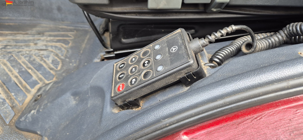 Mercedes-Benz 823 LBW | Radstand 4900 mm | 7.2 m Pritsche Klima | 3 Pedals - Dostavno vozilo s ceradom: slika Mercedes-Benz 823 LBW | Radstand 4900 mm | 7.2 m Pritsche Klima | 3 Pedals - Dostavno vozilo s ceradom Mercedes-Benz 823 LBW | Radstand 4900 mm | 7.2 m Pritsche Klima | 3 Pedals - Dostavno vozilo s ceradom: slika Mercedes-Benz 823 LBW | Radstand 4900 mm | 7.2 m Pritsche Klima | 3 Pedals - Dostavno vozilo s ceradom