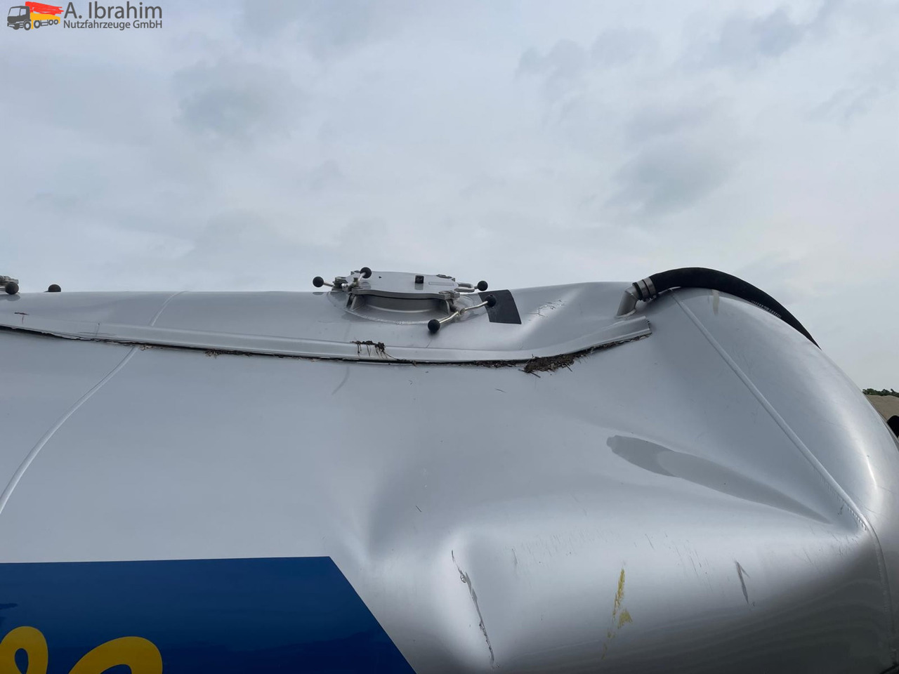 O.M.E.P.S Unfall, voll fahrbereit 35 cbm - Silos poluprikolica: slika O.M.E.P.S Unfall, voll fahrbereit 35 cbm - Silos poluprikolica O.M.E.P.S Unfall, voll fahrbereit 35 cbm - Silos poluprikolica: slika O.M.E.P.S Unfall, voll fahrbereit 35 cbm - Silos poluprikolica