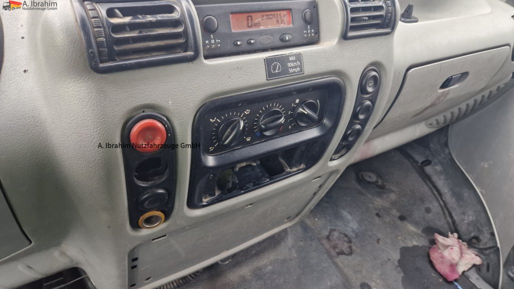 Renault 52AF, zwillingsbereift 2.8 nicht neu, aber läuft, - Furgon: slika Renault 52AF, zwillingsbereift 2.8 nicht neu, aber läuft, - Furgon Renault 52AF, zwillingsbereift 2.8 nicht neu, aber läuft, - Furgon: slika Renault 52AF, zwillingsbereift 2.8 nicht neu, aber läuft, - Furgon