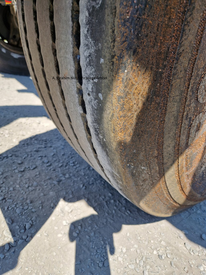 Schmitz Lafette AWF18 - Transporter kontejnera/ Prikolica s izmjenjivim sanducima: slika Schmitz Lafette AWF18 - Transporter kontejnera/ Prikolica s izmjenjivim sanducima Schmitz Lafette AWF18 - Transporter kontejnera/ Prikolica s izmjenjivim sanducima: slika Schmitz Lafette AWF18 - Transporter kontejnera/ Prikolica s izmjenjivim sanducima