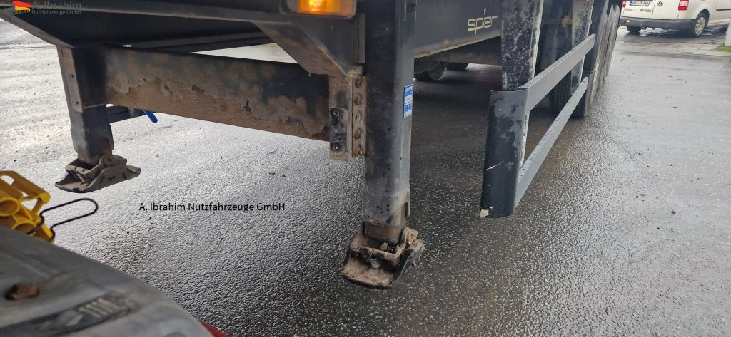 Spier 3 achs Koffer, Liftachse - Poluprikolica sa zatvorenim sandukom: slika Spier 3 achs Koffer, Liftachse - Poluprikolica sa zatvorenim sandukom Spier 3 achs Koffer, Liftachse - Poluprikolica sa zatvorenim sandukom: slika Spier 3 achs Koffer, Liftachse - Poluprikolica sa zatvorenim sandukom
