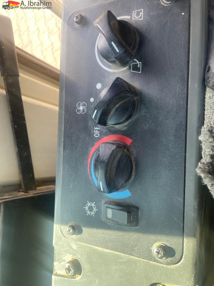 Takeuchi TB 1140 14 Ton | Schnellwechsler | Schwenkfunktion | Klima | 5x Löffel | Radio - Bager gusjeničar: slika Takeuchi TB 1140 14 Ton | Schnellwechsler | Schwenkfunktion | Klima | 5x Löffel | Radio - Bager gusjeničar Takeuchi TB 1140 14 Ton | Schnellwechsler | Schwenkfunktion | Klima | 5x Löffel | Radio - Bager gusjeničar: slika Takeuchi TB 1140 14 Ton | Schnellwechsler | Schwenkfunktion | Klima | 5x Löffel | Radio - Bager gusjeničar