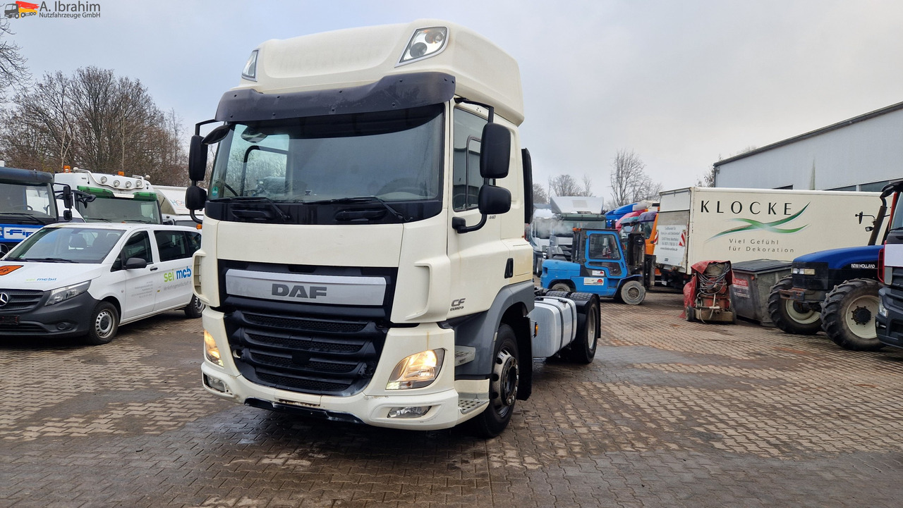 Daf CF 440 Hochdach deutsches Fahrzeug, fehlerfrei im Display - Tegljač: slika Daf CF 440 Hochdach deutsches Fahrzeug, fehlerfrei im Display - Tegljač Daf CF 440 Hochdach deutsches Fahrzeug, fehlerfrei im Display - Tegljač: slika Daf CF 440 Hochdach deutsches Fahrzeug, fehlerfrei im Display - Tegljač