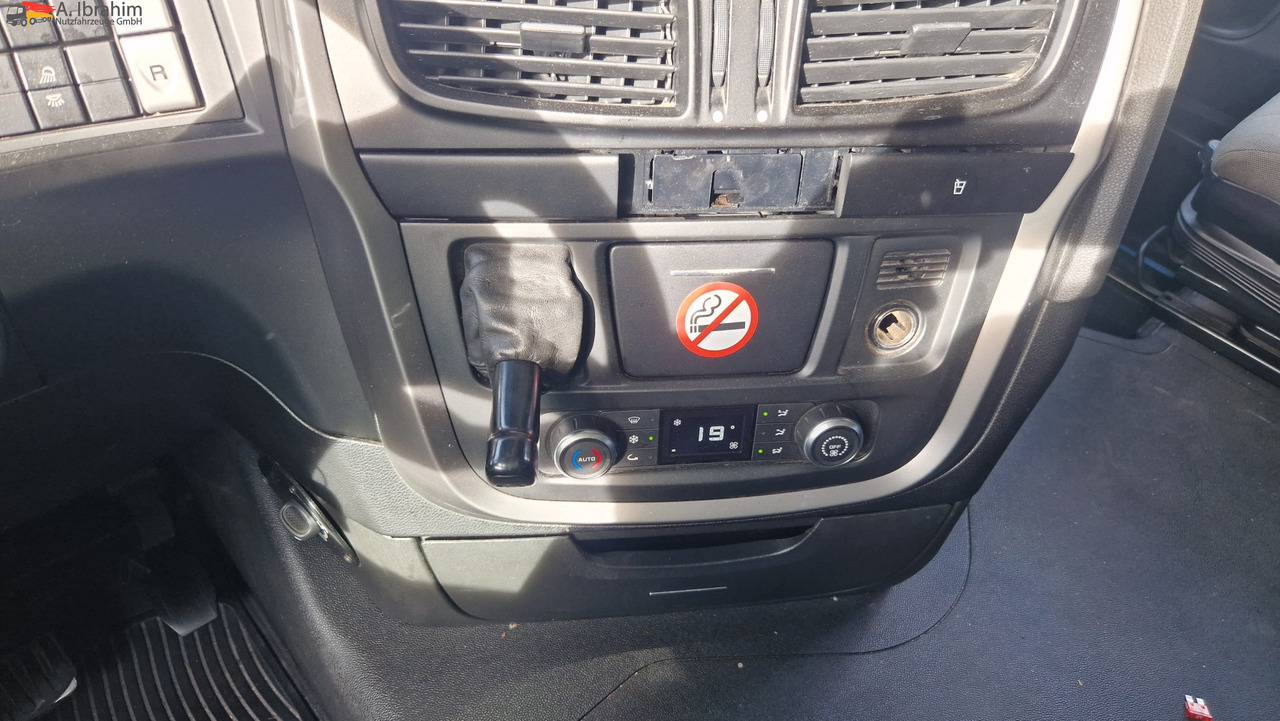 Iveco Stralis 460 Vollspoiler 3x vorhanden - Tegljač: slika Iveco Stralis 460 Vollspoiler 3x vorhanden - Tegljač Iveco Stralis 460 Vollspoiler 3x vorhanden - Tegljač: slika Iveco Stralis 460 Vollspoiler 3x vorhanden - Tegljač