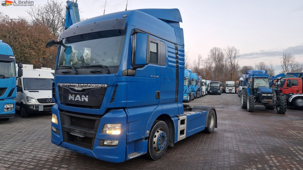 MAN 18.480 TGX XLX Retarder 2x Tank deutsches Fahrzeug, einsatzbereit - Tegljač: slika MAN 18.480 TGX XLX Retarder 2x Tank deutsches Fahrzeug, einsatzbereit - Tegljač MAN 18.480 TGX XLX Retarder 2x Tank deutsches Fahrzeug, einsatzbereit - Tegljač: slika MAN 18.480 TGX XLX Retarder 2x Tank deutsches Fahrzeug, einsatzbereit - Tegljač
