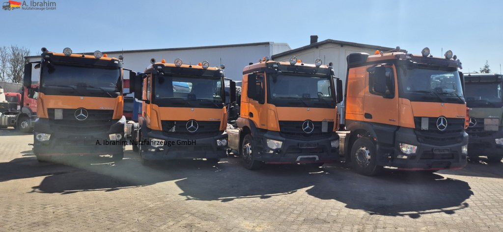 Mercedes-Benz 1840 3x 1840, 2x 1846 - Tegljač: slika Mercedes-Benz 1840 3x 1840, 2x 1846 - Tegljač Mercedes-Benz 1840 3x 1840, 2x 1846 - Tegljač: slika Mercedes-Benz 1840 3x 1840, 2x 1846 - Tegljač