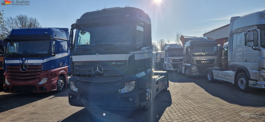 Mercedes-Benz 1840 Actros, 3x vorhanden, identisch - Tegljač: slika Mercedes-Benz 1840 Actros, 3x vorhanden, identisch - Tegljač Mercedes-Benz 1840 Actros, 3x vorhanden, identisch - Tegljač: slika Mercedes-Benz 1840 Actros, 3x vorhanden, identisch - Tegljač