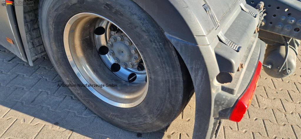 Mercedes-Benz 1840 Actros, 3x vorhanden, identisch - Tegljač: slika Mercedes-Benz 1840 Actros, 3x vorhanden, identisch - Tegljač Mercedes-Benz 1840 Actros, 3x vorhanden, identisch - Tegljač: slika Mercedes-Benz 1840 Actros, 3x vorhanden, identisch - Tegljač