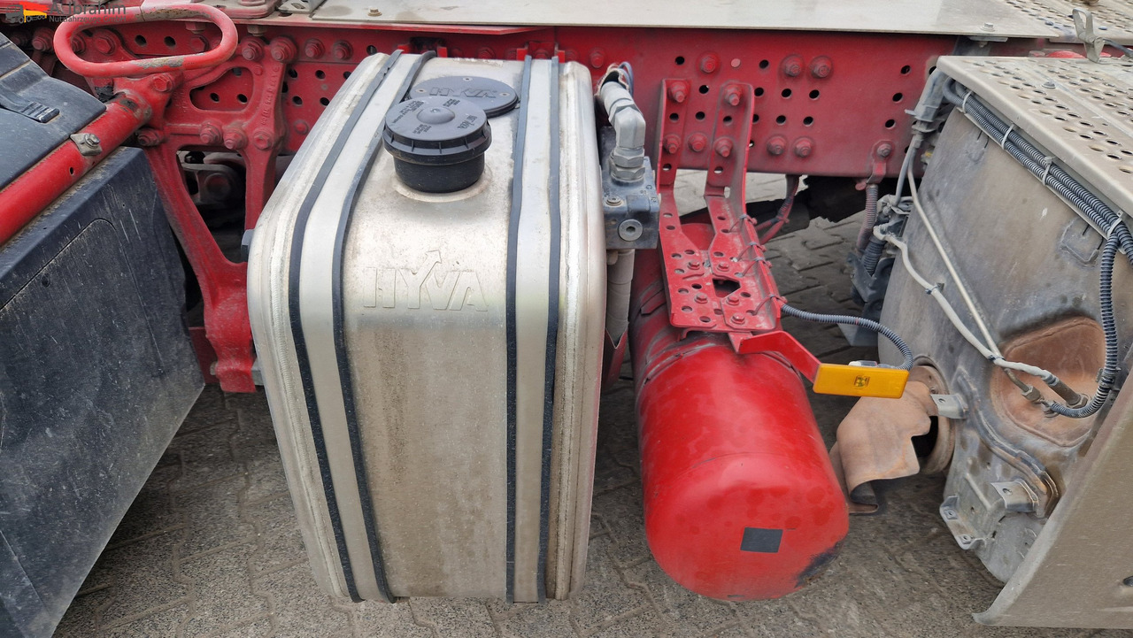 Mercedes-Benz 1840 Actros, 3x vorhanden, identisch deutsche Fahrzeuge einsatzbereit - Tegljač: slika Mercedes-Benz 1840 Actros, 3x vorhanden, identisch deutsche Fahrzeuge einsatzbereit - Tegljač Mercedes-Benz 1840 Actros, 3x vorhanden, identisch deutsche Fahrzeuge einsatzbereit - Tegljač: slika Mercedes-Benz 1840 Actros, 3x vorhanden, identisch deutsche Fahrzeuge einsatzbereit - Tegljač