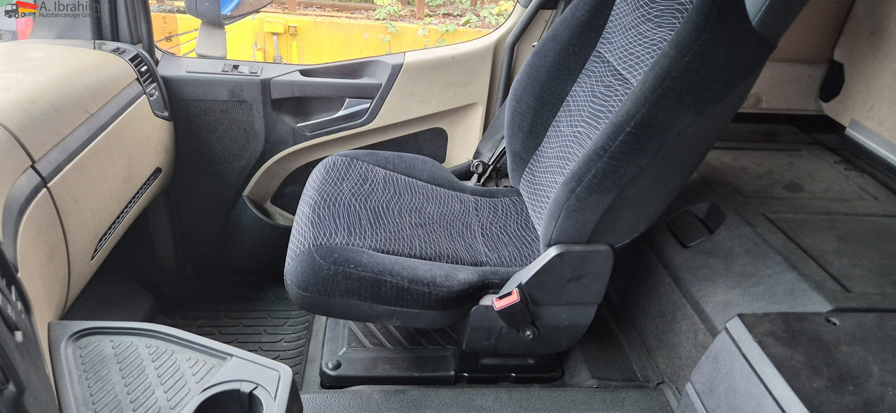 Mercedes-Benz 1843 Klima, Retarder, Topzustand, einsatzbereit sehr sauber, technisch top - Tegljač: slika Mercedes-Benz 1843 Klima, Retarder, Topzustand, einsatzbereit sehr sauber, technisch top - Tegljač Mercedes-Benz 1843 Klima, Retarder, Topzustand, einsatzbereit sehr sauber, technisch top - Tegljač: slika Mercedes-Benz 1843 Klima, Retarder, Topzustand, einsatzbereit sehr sauber, technisch top - Tegljač