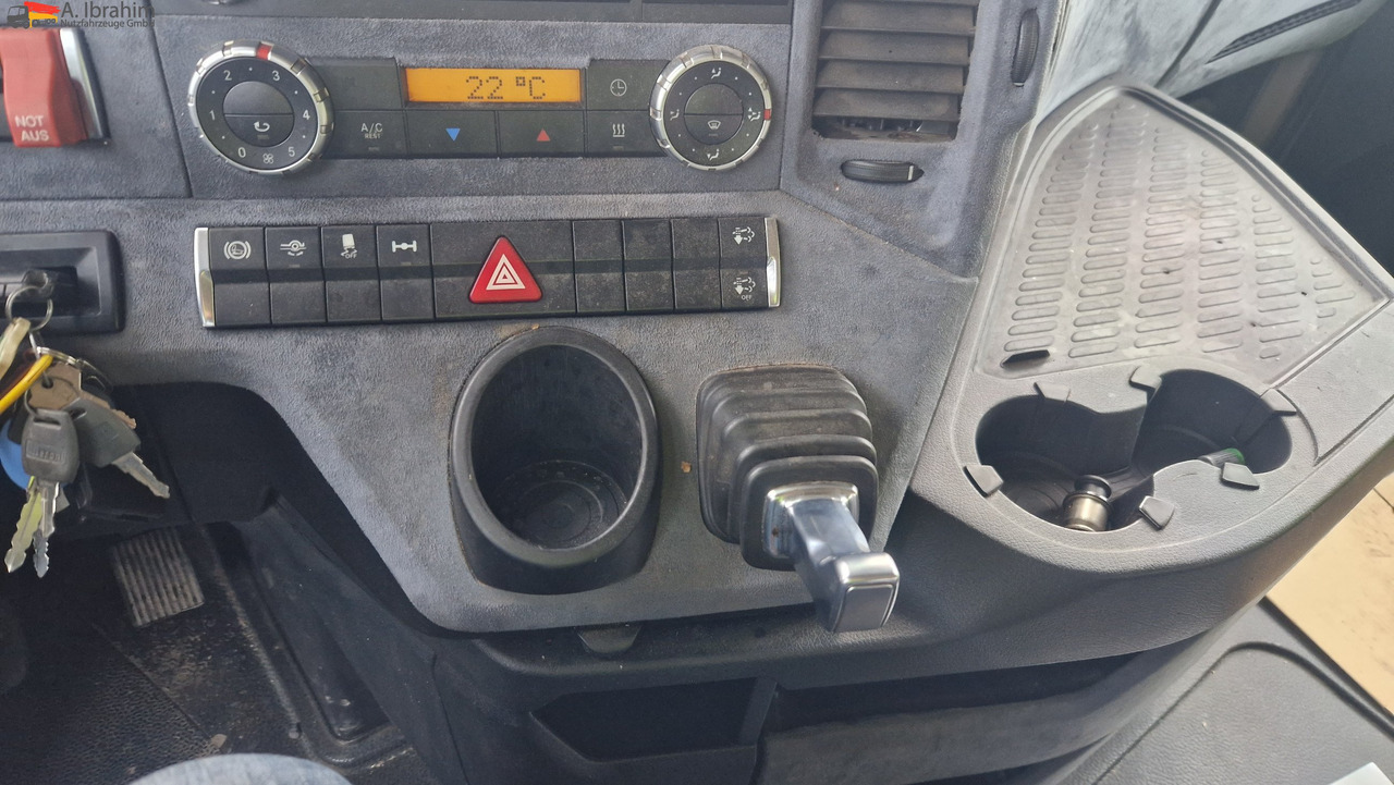 Mercedes-Benz 1845 Kipphydraulik - Tegljač: slika Mercedes-Benz 1845 Kipphydraulik - Tegljač Mercedes-Benz 1845 Kipphydraulik - Tegljač: slika Mercedes-Benz 1845 Kipphydraulik - Tegljač