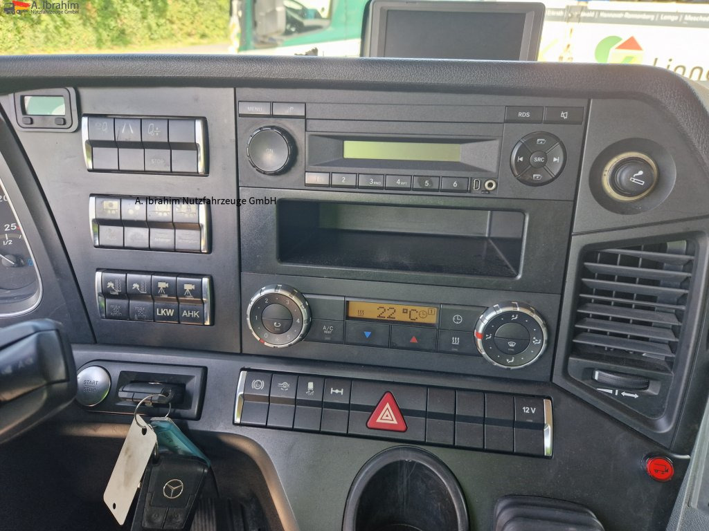 Mercedes-Benz 1845 Retarder, Klima, Navi Schneeketten, Euro 5 - Tegljač: slika Mercedes-Benz 1845 Retarder, Klima, Navi Schneeketten, Euro 5 - Tegljač Mercedes-Benz 1845 Retarder, Klima, Navi Schneeketten, Euro 5 - Tegljač: slika Mercedes-Benz 1845 Retarder, Klima, Navi Schneeketten, Euro 5 - Tegljač