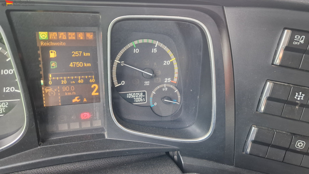 Mercedes-Benz DB 1842, Kipphydraulik - Tegljač: slika Mercedes-Benz DB 1842, Kipphydraulik - Tegljač Mercedes-Benz DB 1842, Kipphydraulik - Tegljač: slika Mercedes-Benz DB 1842, Kipphydraulik - Tegljač