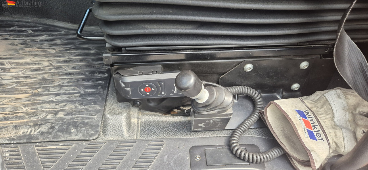 Mercedes-Benz DB 1846 H 4x4 Topzustand einsatzbereit - Tegljač: slika Mercedes-Benz DB 1846 H 4x4 Topzustand einsatzbereit - Tegljač Mercedes-Benz DB 1846 H 4x4 Topzustand einsatzbereit - Tegljač: slika Mercedes-Benz DB 1846 H 4x4 Topzustand einsatzbereit - Tegljač