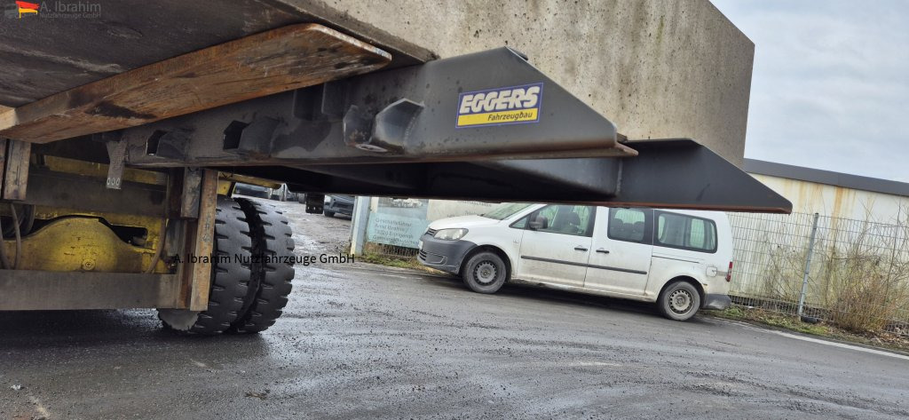 Tegljač Mercedes-Benz Kontergewicht für SZM 8000 - 9000 kg mehr als 10 Stck.: slika Tegljač Mercedes-Benz Kontergewicht für SZM 8000 - 9000 kg mehr als 10 Stck.