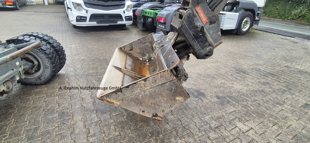 Wacker Neuson 6503 E05-07 hydr. Schnellwechsler mit Oilquick - Bager na kotačima: slika Wacker Neuson 6503 E05-07 hydr. Schnellwechsler mit Oilquick - Bager na kotačima Wacker Neuson 6503 E05-07 hydr. Schnellwechsler mit Oilquick - Bager na kotačima: slika Wacker Neuson 6503 E05-07 hydr. Schnellwechsler mit Oilquick - Bager na kotačima