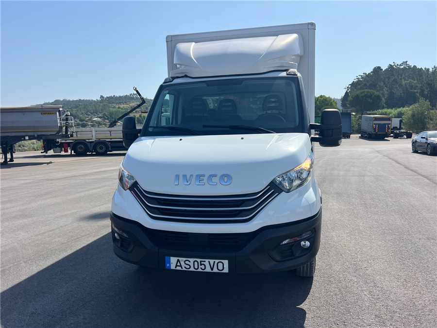 Iveco 35C16HA8 - Kamion sandučar: slika Iveco 35C16HA8 - Kamion sandučar Iveco 35C16HA8 - Kamion sandučar: slika Iveco 35C16HA8 - Kamion sandučar