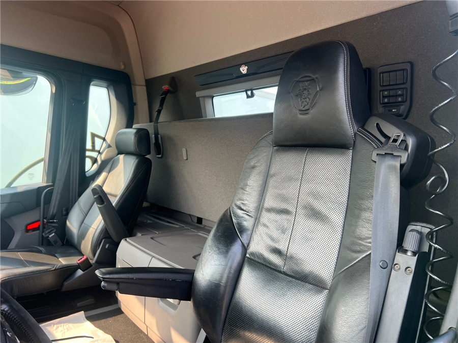 Kamion-šasija Scania R650: slika Kamion-šasija Scania R650 Kamion-šasija Scania R650: slika Kamion-šasija Scania R650