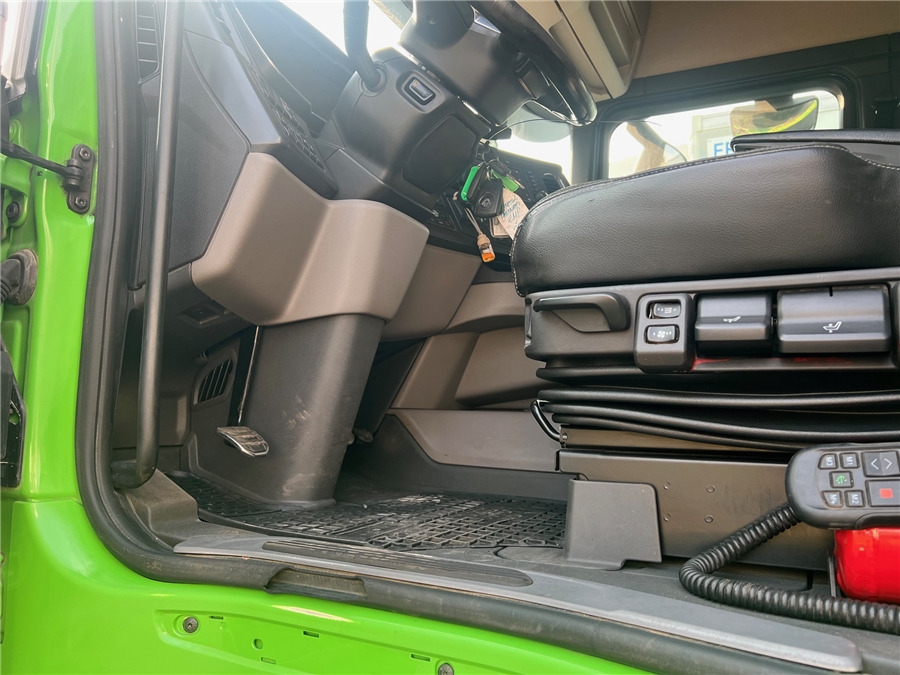 Kamion-šasija Scania R650: slika Kamion-šasija Scania R650 Kamion-šasija Scania R650: slika Kamion-šasija Scania R650