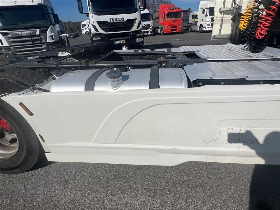 Tegljač DAF XF 105 460: slika Tegljač DAF XF 105 460