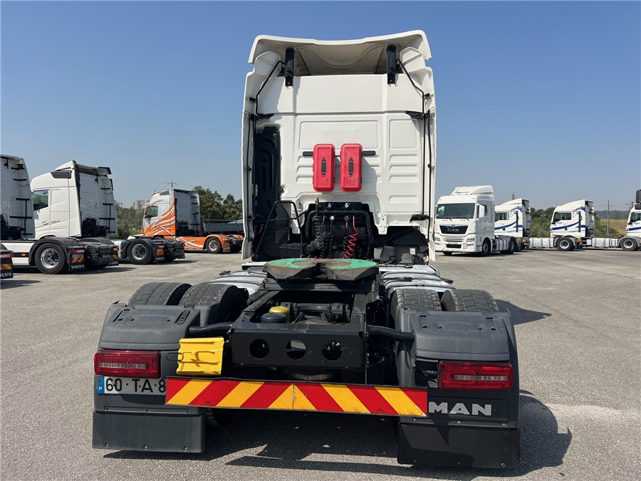 MAN TGX 18.460 - Tegljač: slika MAN TGX 18.460 - Tegljač MAN TGX 18.460 - Tegljač: slika MAN TGX 18.460 - Tegljač