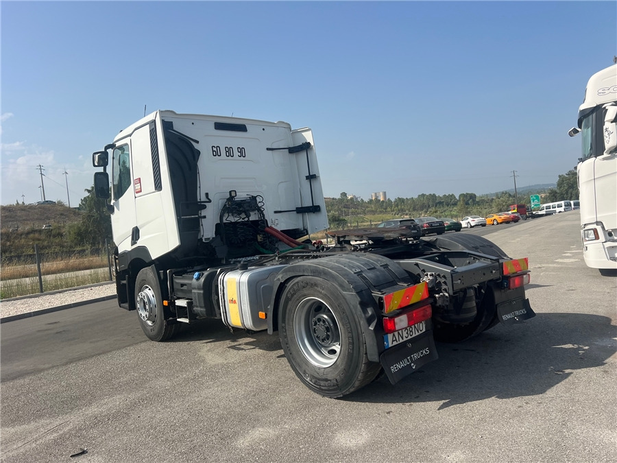 Renault C 460 - Tegljač: slika Renault C 460 - Tegljač Renault C 460 - Tegljač: slika Renault C 460 - Tegljač