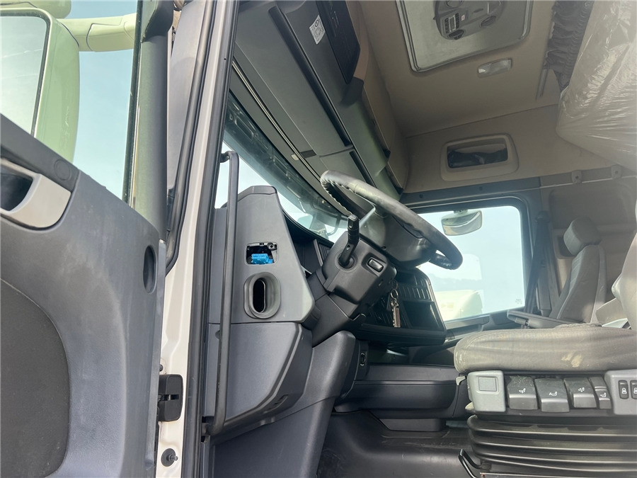 Scania R450 EURO 6 - Tegljač: slika Scania R450 EURO 6 - Tegljač Scania R450 EURO 6 - Tegljač: slika Scania R450 EURO 6 - Tegljač