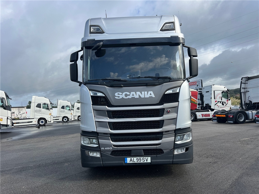Scania R450 - Tegljač: slika Scania R450 - Tegljač Scania R450 - Tegljač: slika Scania R450 - Tegljač