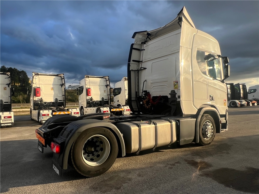 Scania R450 / RETARDER - Tegljač: slika Scania R450 / RETARDER - Tegljač Scania R450 / RETARDER - Tegljač: slika Scania R450 / RETARDER - Tegljač
