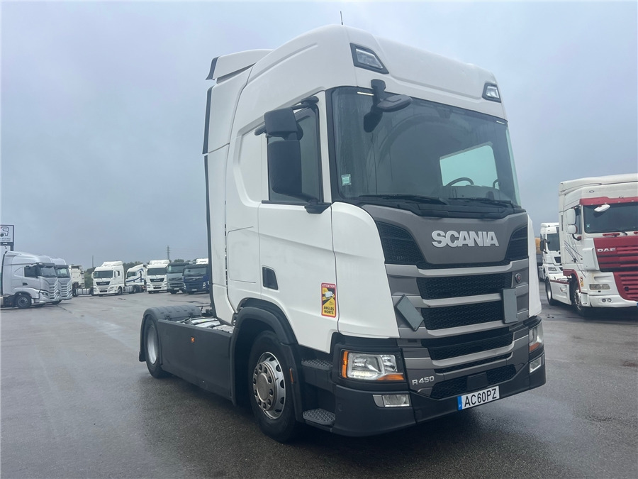 Scania R450 / RETARDER - Tegljač: slika Scania R450 / RETARDER - Tegljač Scania R450 / RETARDER - Tegljač: slika Scania R450 / RETARDER - Tegljač