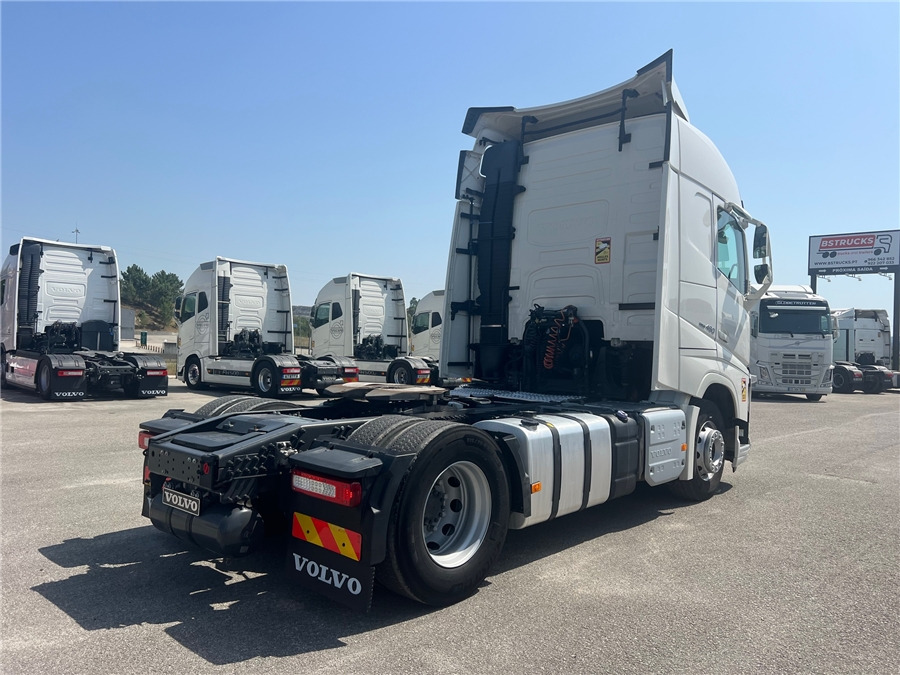 Volvo FH 460 RETARDER/AIRPARKOLL - Tegljač: slika Volvo FH 460 RETARDER/AIRPARKOLL - Tegljač Volvo FH 460 RETARDER/AIRPARKOLL - Tegljač: slika Volvo FH 460 RETARDER/AIRPARKOLL - Tegljač