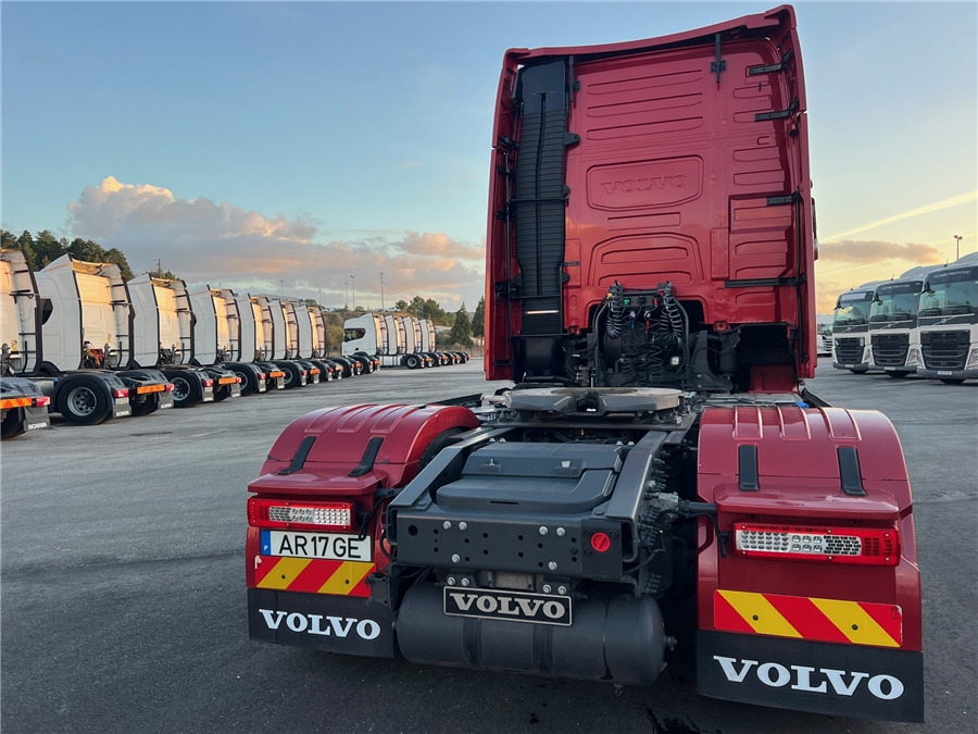 Volvo FH500/RETARDER/PCOOL - Tegljač: slika Volvo FH500/RETARDER/PCOOL - Tegljač Volvo FH500/RETARDER/PCOOL - Tegljač: slika Volvo FH500/RETARDER/PCOOL - Tegljač