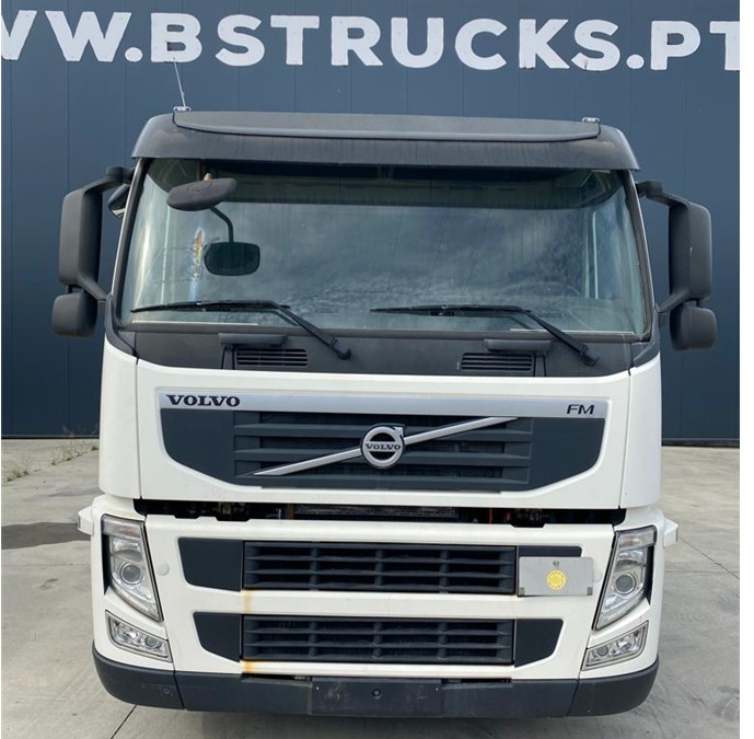 Kamion-šasija Volvo FM: slika Kamion-šasija Volvo FM