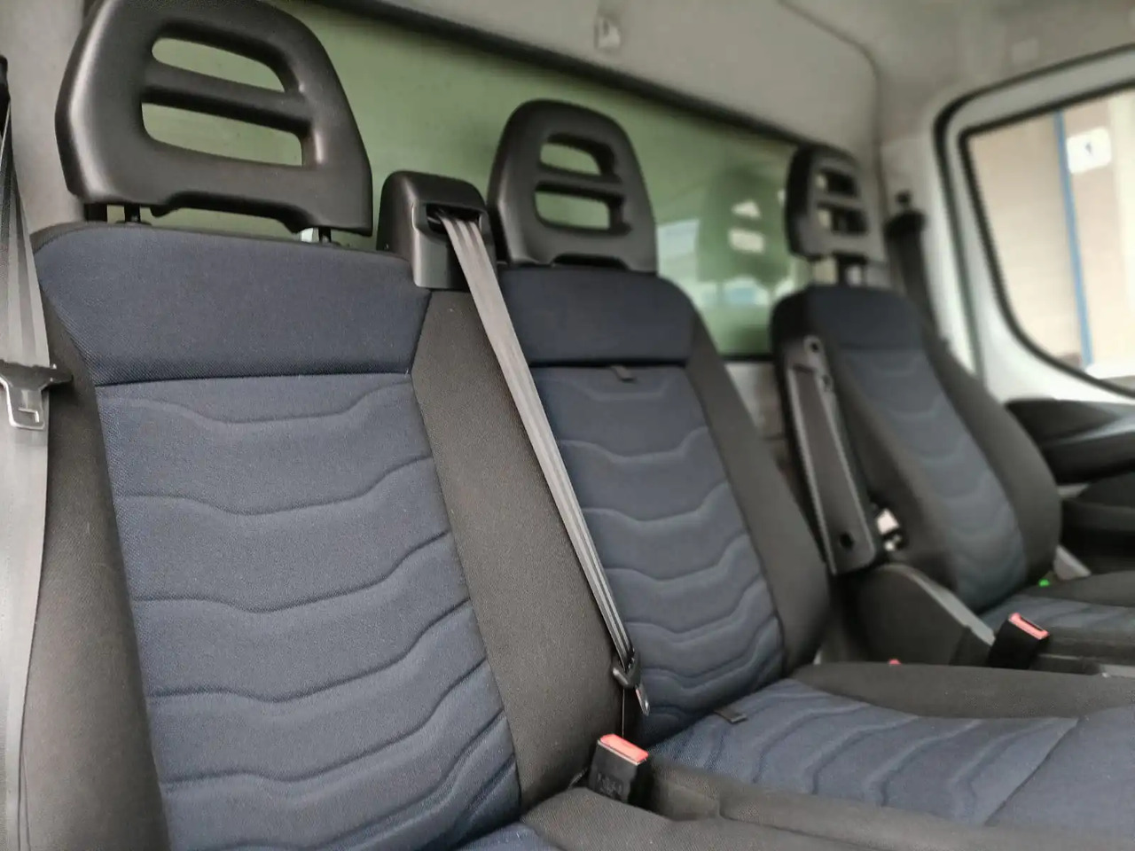 IVECO DAILY 35C14 - Dostavno vozilo: slika IVECO DAILY 35C14 - Dostavno vozilo IVECO DAILY 35C14 - Dostavno vozilo: slika IVECO DAILY 35C14 - Dostavno vozilo