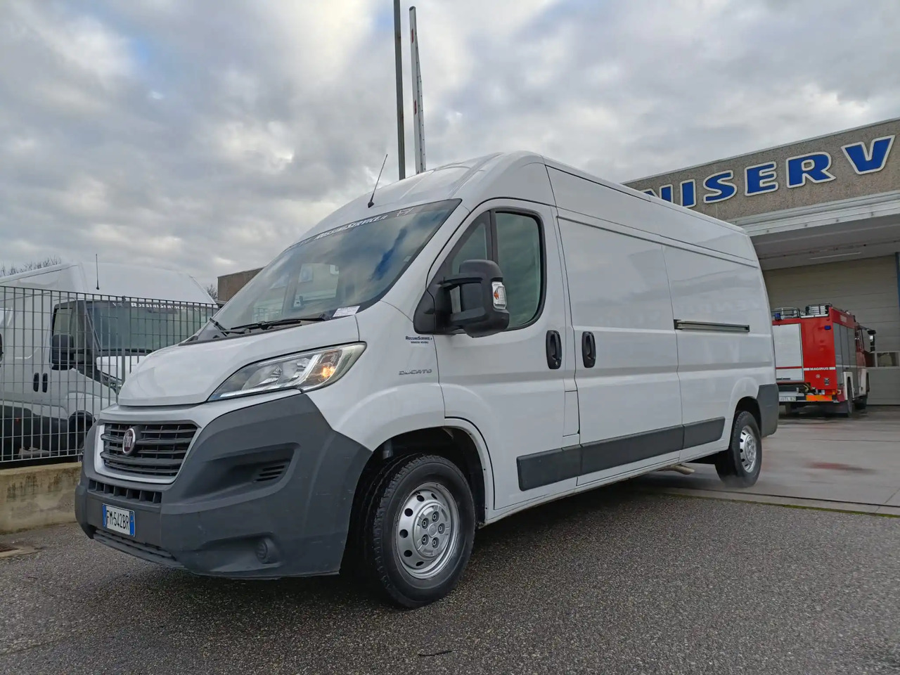 FIAT DUCATO 35 L3H2 CNG METANO - Furgon: slika FIAT DUCATO 35 L3H2 CNG METANO - Furgon FIAT DUCATO 35 L3H2 CNG METANO - Furgon: slika FIAT DUCATO 35 L3H2 CNG METANO - Furgon