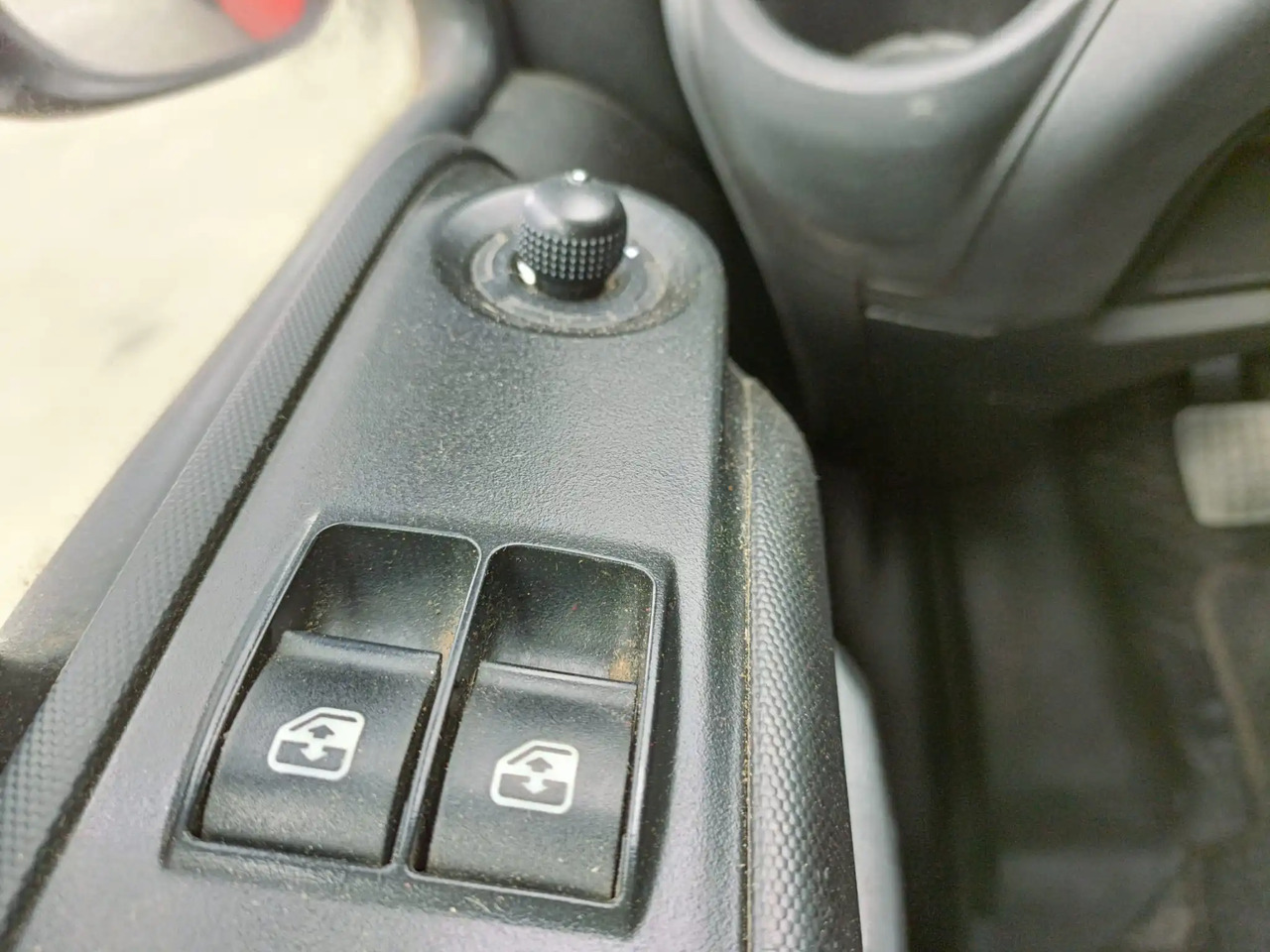 Mali kamion kiper IVECO DAILY 35C12 RIBALTABILE: slika Mali kamion kiper IVECO DAILY 35C12 RIBALTABILE Mali kamion kiper IVECO DAILY 35C12 RIBALTABILE: slika Mali kamion kiper IVECO DAILY 35C12 RIBALTABILE