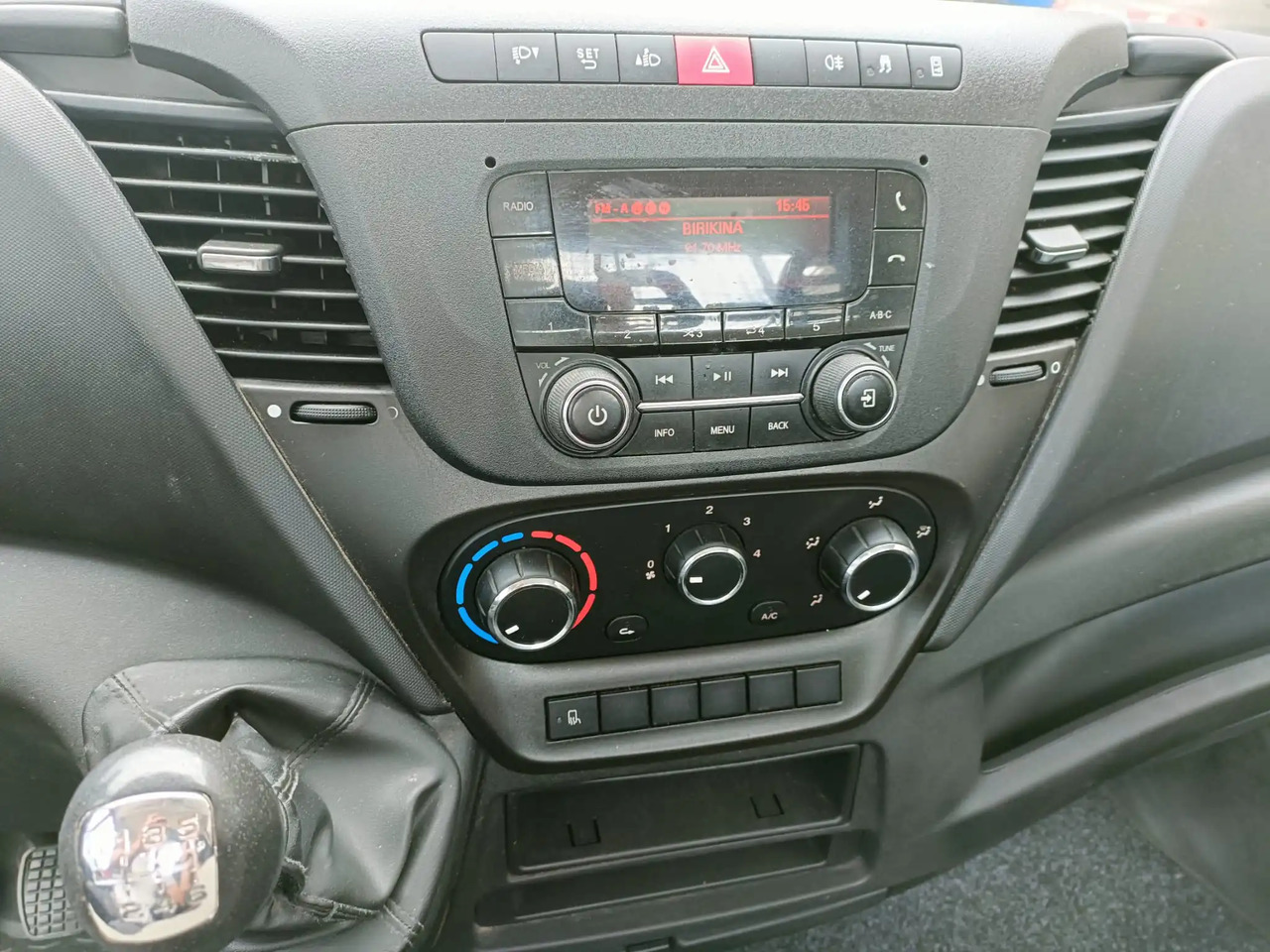 Mali kamion kiper IVECO DAILY 35C12 RIBALTABILE: slika Mali kamion kiper IVECO DAILY 35C12 RIBALTABILE Mali kamion kiper IVECO DAILY 35C12 RIBALTABILE: slika Mali kamion kiper IVECO DAILY 35C12 RIBALTABILE