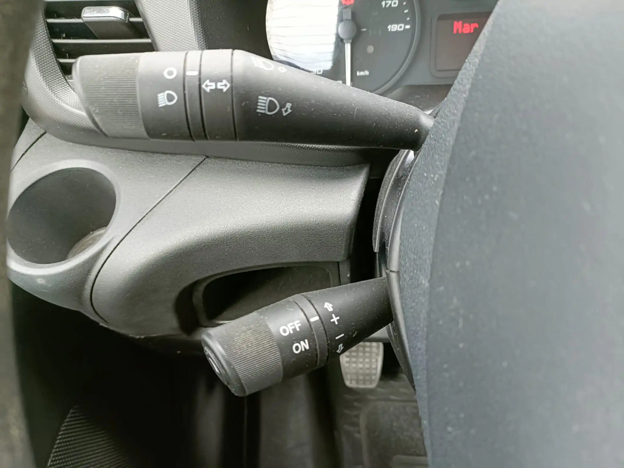 Mali kamion kiper IVECO DAILY 35C12 RIBALTABILE: slika Mali kamion kiper IVECO DAILY 35C12 RIBALTABILE Mali kamion kiper IVECO DAILY 35C12 RIBALTABILE: slika Mali kamion kiper IVECO DAILY 35C12 RIBALTABILE