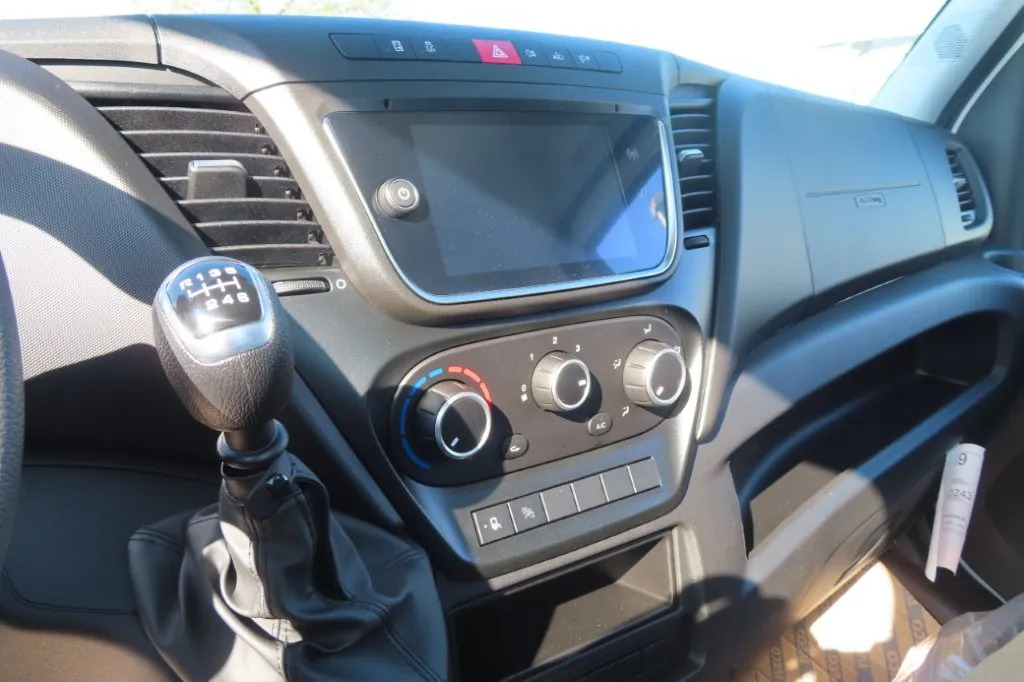 IVECO DAILY 35C16 RIBALTABILE 2025 KM0 - Mali kamion kiper: slika IVECO DAILY 35C16 RIBALTABILE 2025 KM0 - Mali kamion kiper IVECO DAILY 35C16 RIBALTABILE 2025 KM0 - Mali kamion kiper: slika IVECO DAILY 35C16 RIBALTABILE 2025 KM0 - Mali kamion kiper