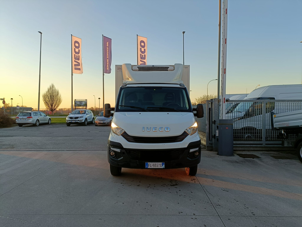 IVECO DAILY 35C18 FRIGO FRCX 3.0 - Dostavno vozilo hladnjača: slika IVECO DAILY 35C18 FRIGO FRCX 3.0 - Dostavno vozilo hladnjača IVECO DAILY 35C18 FRIGO FRCX 3.0 - Dostavno vozilo hladnjača: slika IVECO DAILY 35C18 FRIGO FRCX 3.0 - Dostavno vozilo hladnjača