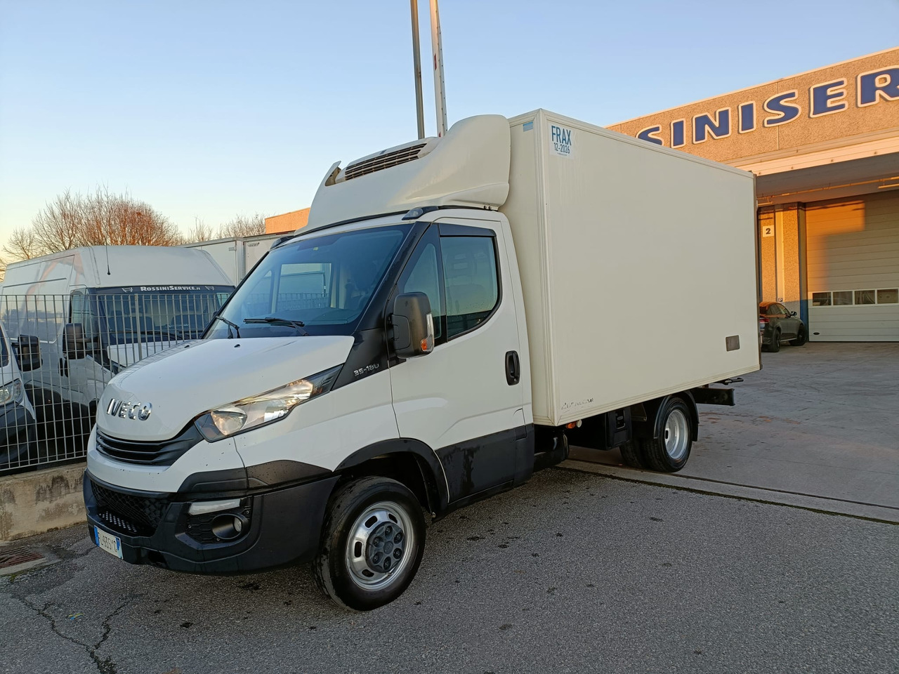 IVECO DAILY 35C18 FRIGO FRCX 3.0 - Dostavno vozilo hladnjača: slika IVECO DAILY 35C18 FRIGO FRCX 3.0 - Dostavno vozilo hladnjača IVECO DAILY 35C18 FRIGO FRCX 3.0 - Dostavno vozilo hladnjača: slika IVECO DAILY 35C18 FRIGO FRCX 3.0 - Dostavno vozilo hladnjača