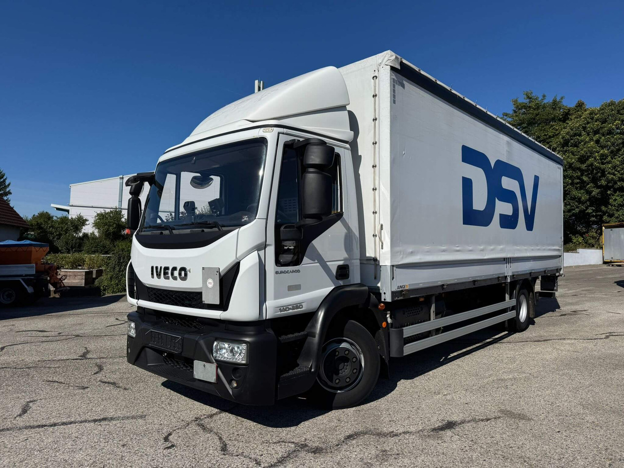 IVECO EUROCARGO 140E28P - Kamion s ceradom: slika IVECO EUROCARGO 140E28P - Kamion s ceradom IVECO EUROCARGO 140E28P - Kamion s ceradom: slika IVECO EUROCARGO 140E28P - Kamion s ceradom