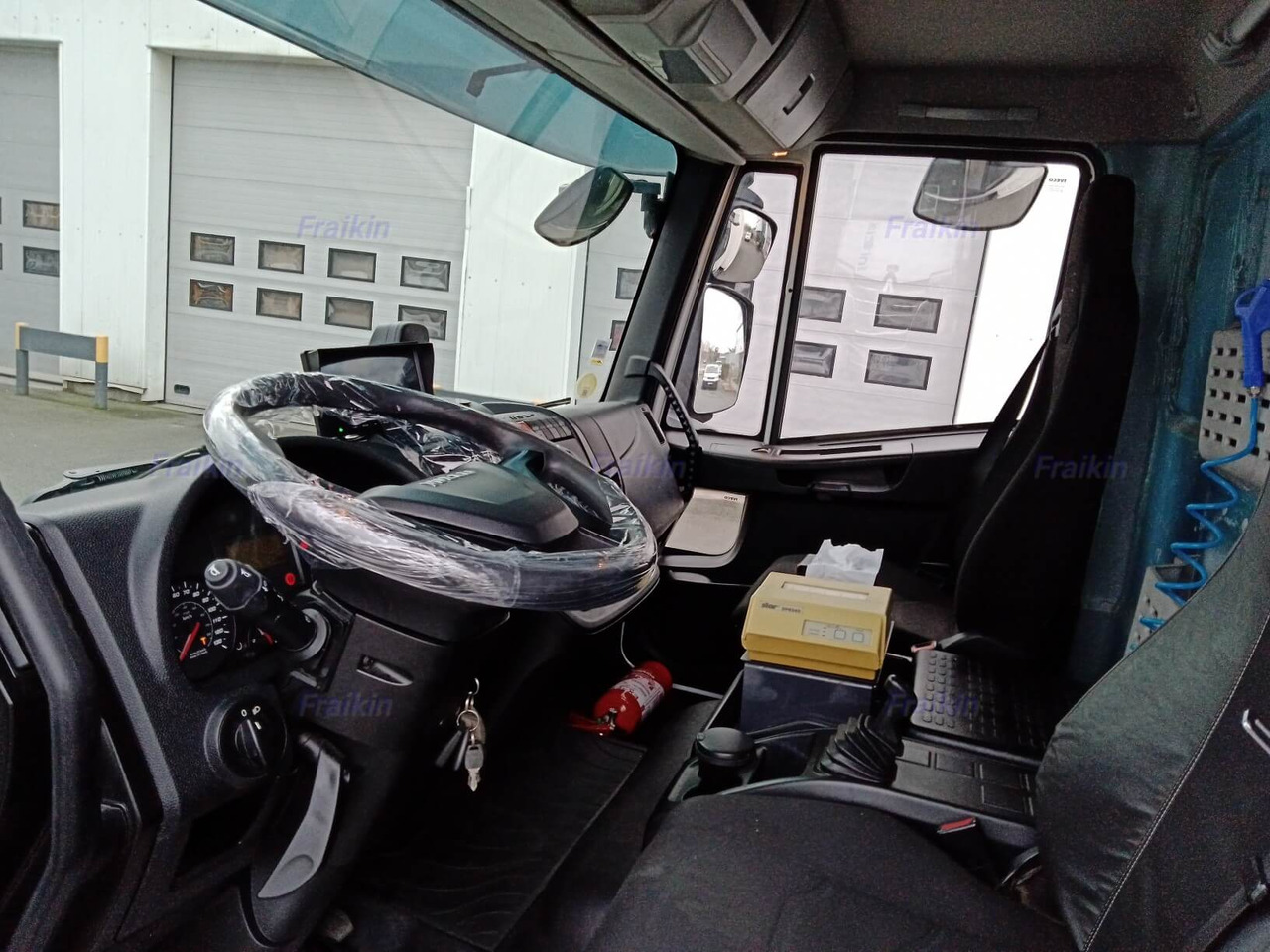 IVECO EUROCARGO 180EL32P EURO 6 - Kamion-šasija: slika IVECO EUROCARGO 180EL32P EURO 6 - Kamion-šasija IVECO EUROCARGO 180EL32P EURO 6 - Kamion-šasija: slika IVECO EUROCARGO 180EL32P EURO 6 - Kamion-šasija