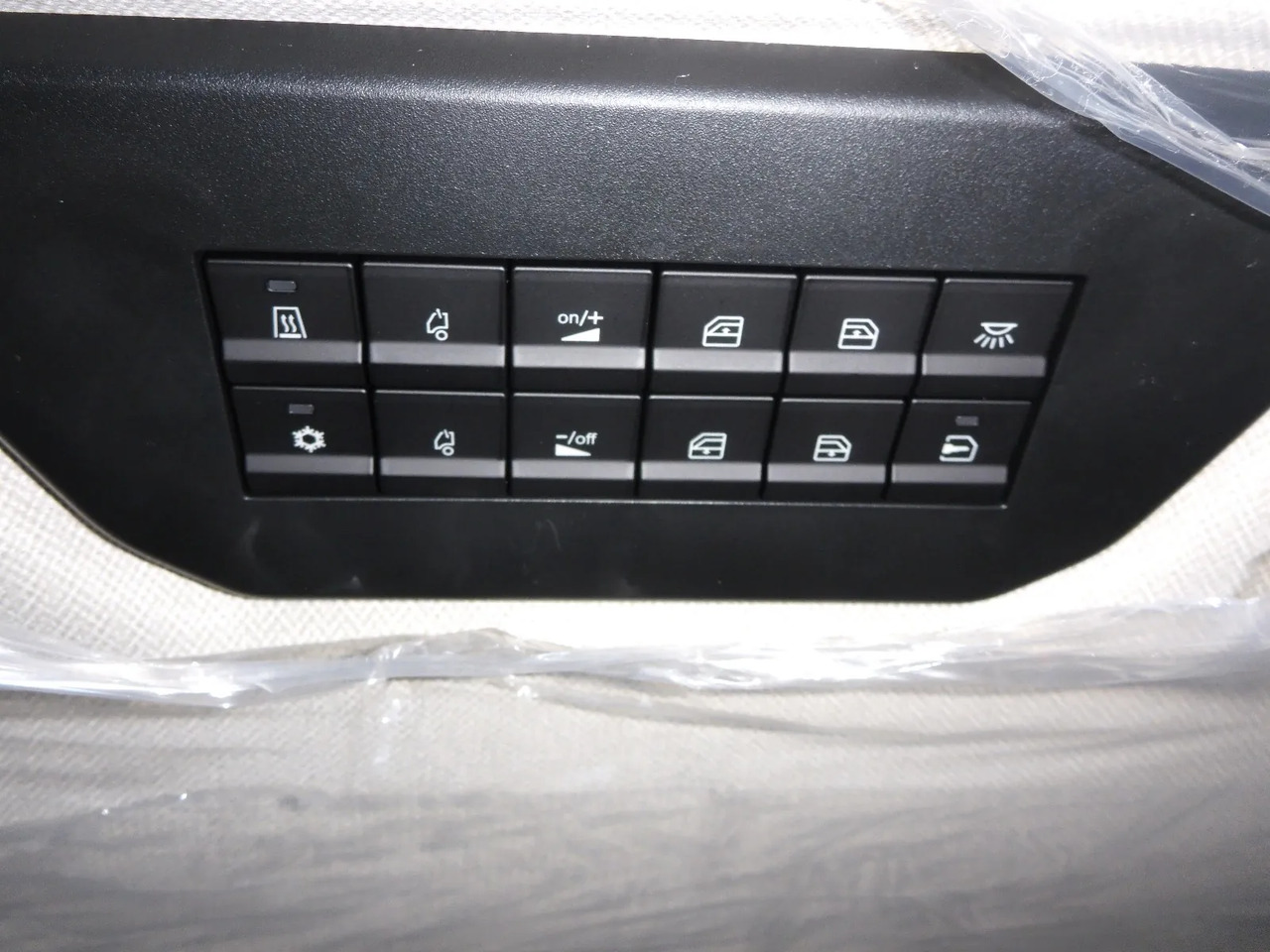 Kamion-šasija IVECO S-WAY 570 TP FULL: slika Kamion-šasija IVECO S-WAY 570 TP FULL Kamion-šasija IVECO S-WAY 570 TP FULL: slika Kamion-šasija IVECO S-WAY 570 TP FULL