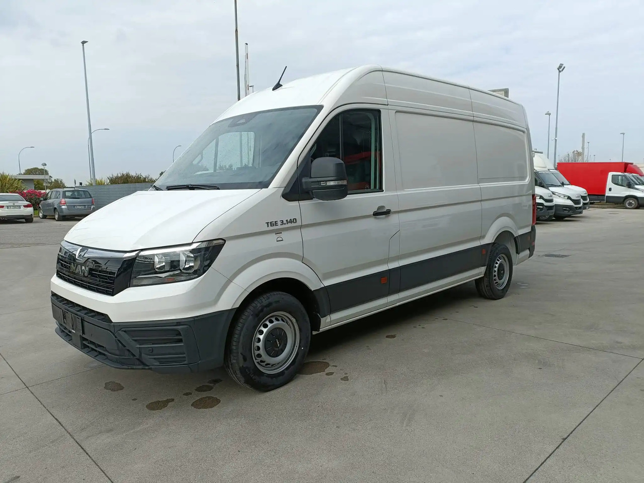 MAN TGE FURGONE 3.140 - Furgon: slika MAN TGE FURGONE 3.140 - Furgon MAN TGE FURGONE 3.140 - Furgon: slika MAN TGE FURGONE 3.140 - Furgon