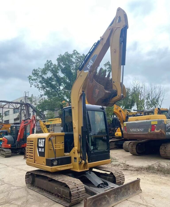 Caterpillar 305.5E - Mini bager: slika Caterpillar 305.5E - Mini bager Caterpillar 305.5E - Mini bager: slika Caterpillar 305.5E - Mini bager
