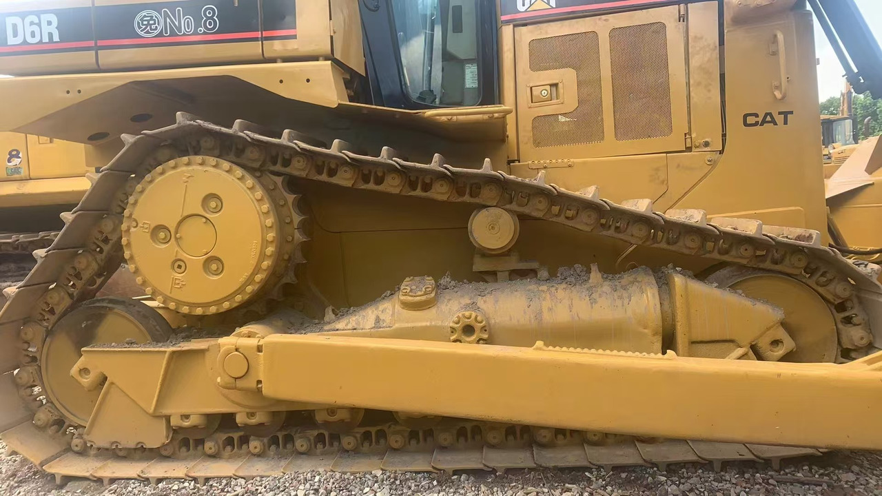 Caterpillar D6R - Buldožer: slika Caterpillar D6R - Buldožer Caterpillar D6R - Buldožer: slika Caterpillar D6R - Buldožer